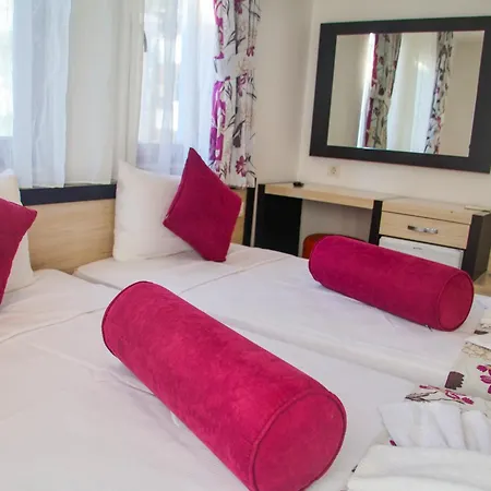 Hermes 4* Kaş