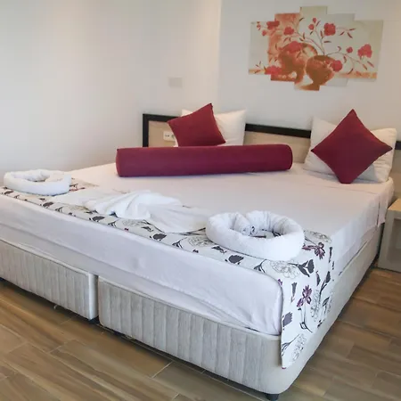 Отель Hermes 3*