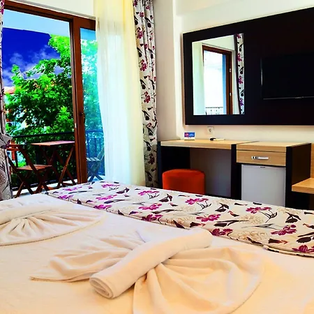 Hermes Hotell 3*